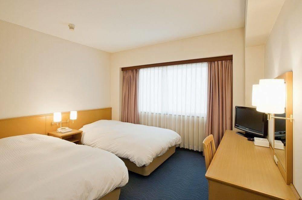 Hotel Crown Hills Kofu Bagian luar foto